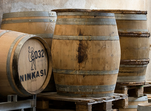 Les barriques de whisky comportent entre 110 et 450 litres de whisky